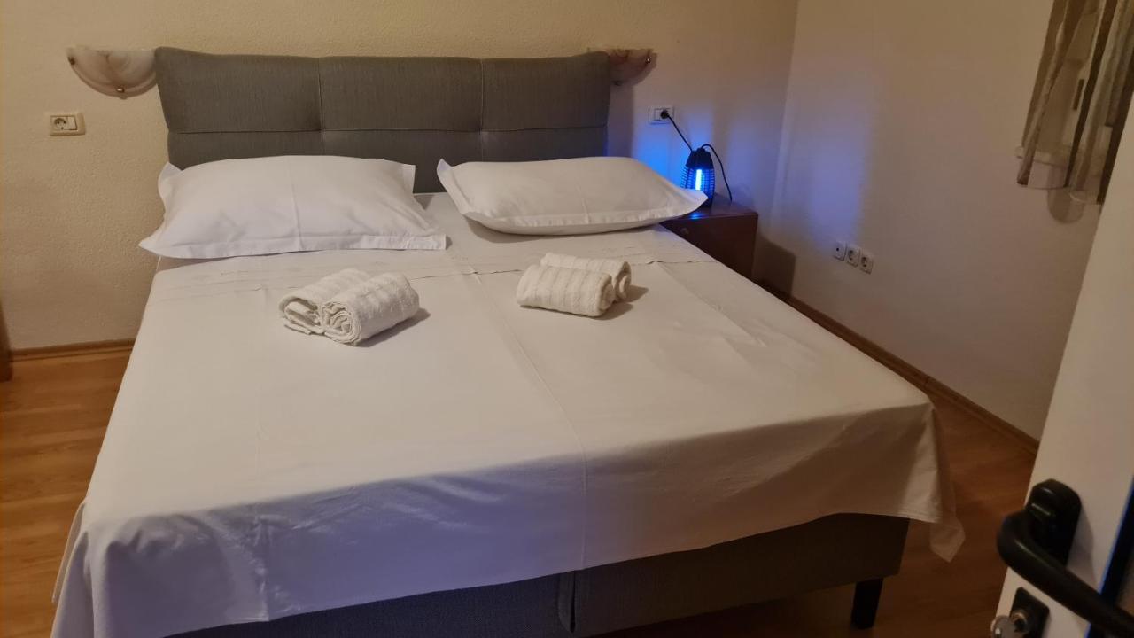 Apartments Prizmic Podstrana Eksteriør billede